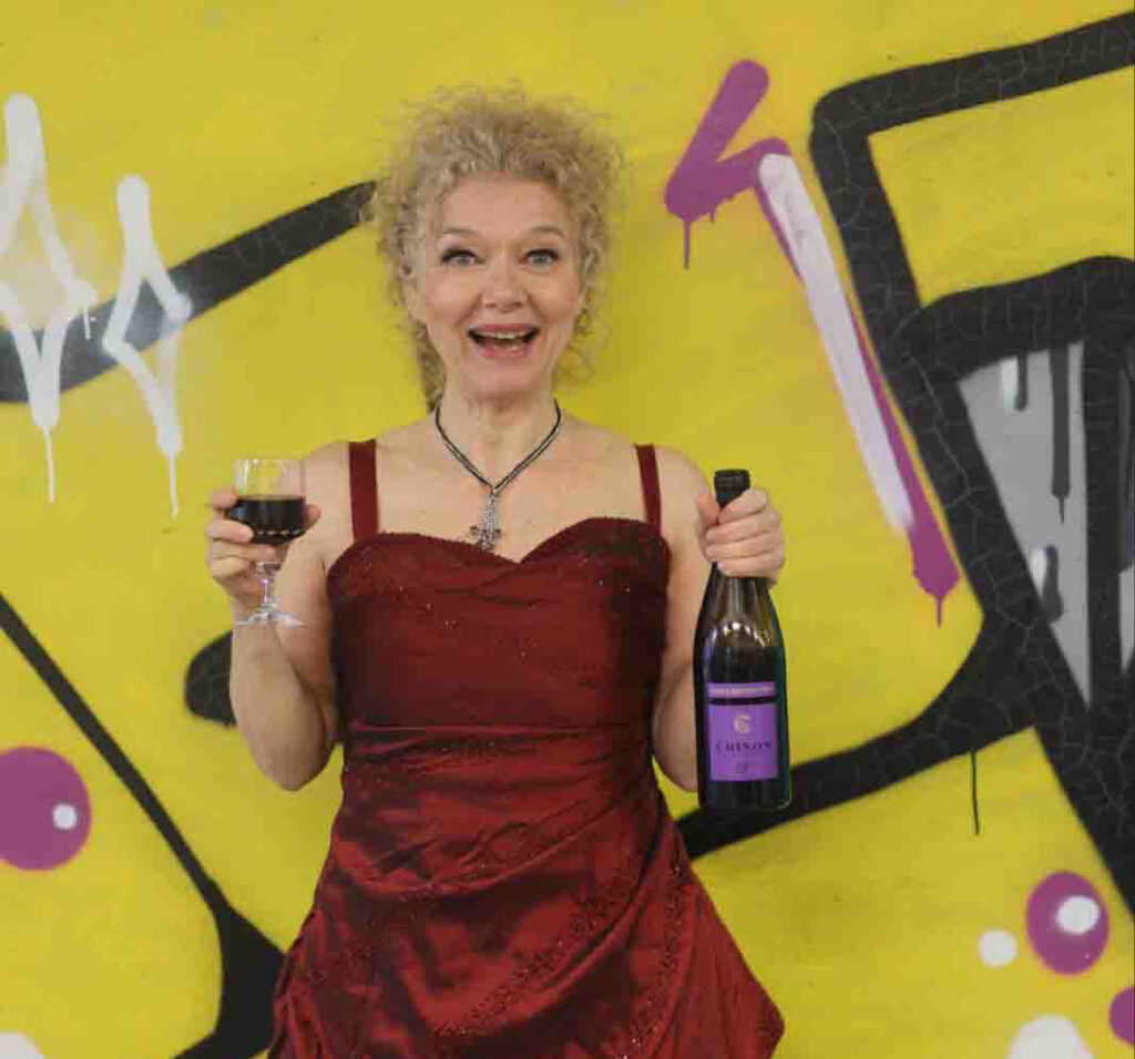 clémence chinon 2 clémence chinon 2